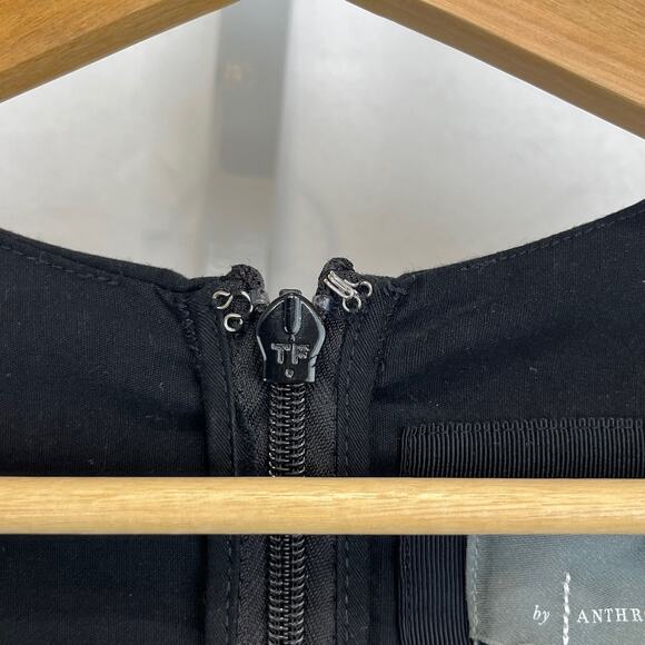 by ANTHROPOLOGIE Long Sleeve Sweetheart Slim Mini Dress LBD Stretch Black Size 6 - Picture 8 of 11